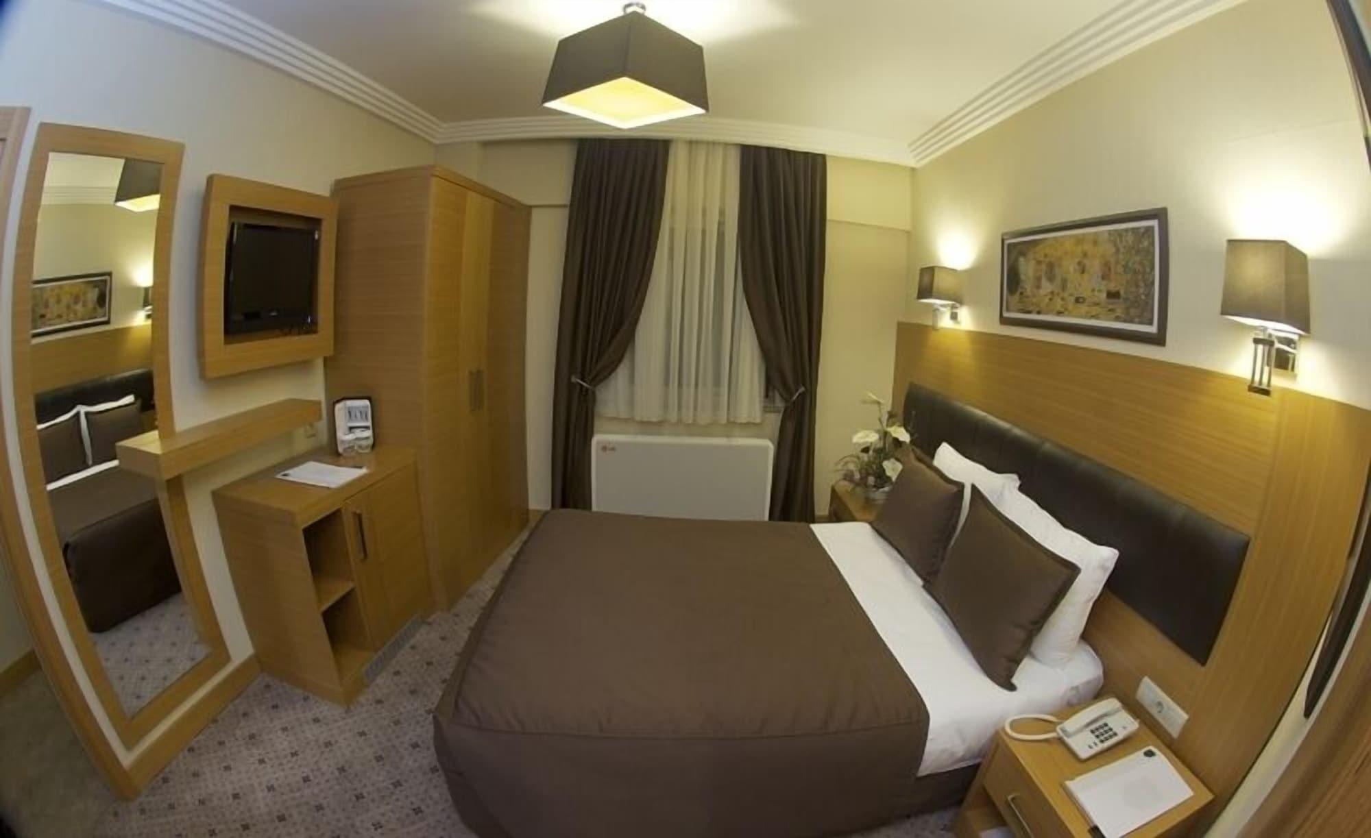 Mirilayon Hotel - Old Town Istanbul Ngoại thất bức ảnh