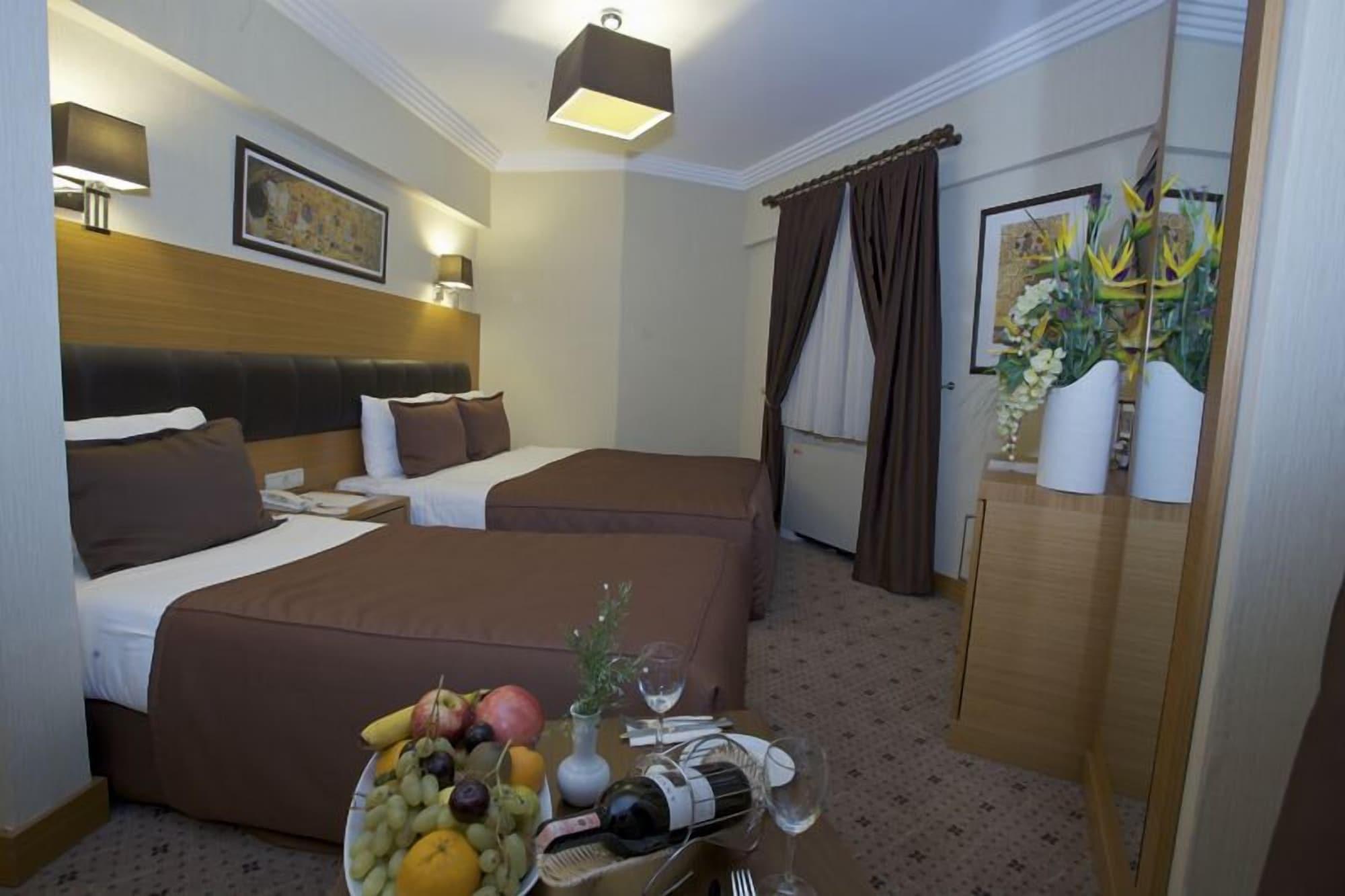 Mirilayon Hotel - Old Town Istanbul Ngoại thất bức ảnh